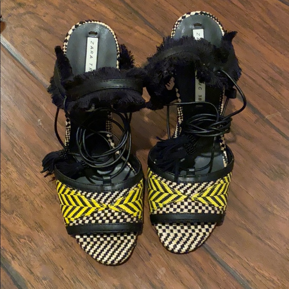 Barely Worn Lace Up Multi-Color Heels Zara 38
